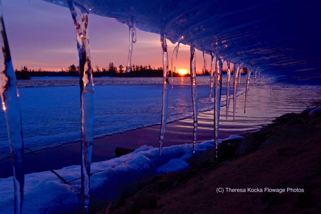 SUNDAY MORNINGS, Picture by Theresa&nbsp;Kocha